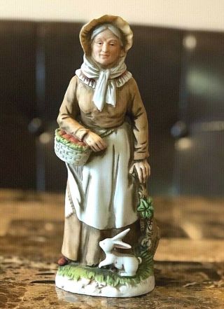 Vintage Home Interiors Old Lady Woman With Basket & Rabbit 7409 Figurine Homco