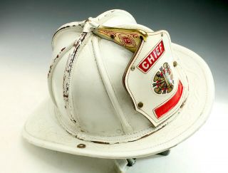 Vintage Cairns And Brother 5a Leather Fire Helmet Fireman Collectable Beauty