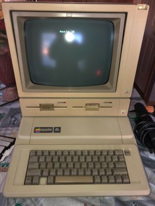 Vintage Apple Iie (2e) Computer W/ 2 Disk Drives,  Monitor