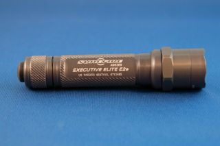 Surefire Executive Elite E2e Flashlight - - (rare,  Vintage)