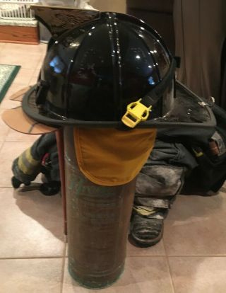 Cairns 1010 Fire Helmet With Fold Down Eye Shield.  Bought But Never Worn.