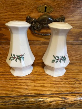 Nikko Christmastime White Salt And Pepper Shakers Berries And Leaves