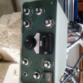 Vintage Heathkit Sb - 401 Hf Transmitter Ham Radio Tubes Light Up