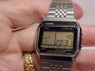 Mans Vintage Casio Digital Watch Model Ax - 250 Great Looks Great S/s Band