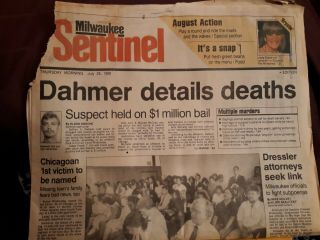 Jeffrey Dahmer Serial Killer Rape Murder Arrested July 25,  1991 Full Newspaper