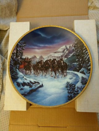 Budweiser Anheuser - Busch 1993 Holiday Plate " Special Delivery "