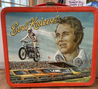 Vintage 1974 Aladdin Evel Knievel 3 - D Metal Lunch Box