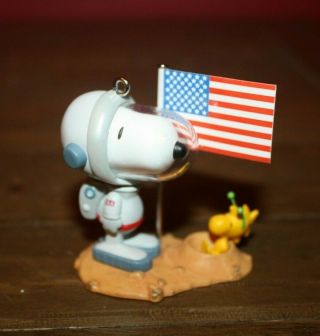 Hallmark Keepsake Ornament " Spaceman Snoopy " Spotlight On Snoopy 2007