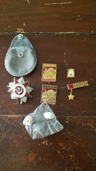 Vintage Unknown Russian Soviet Union Ussr Maybe? 5 Collectible Pins 1 Badge
