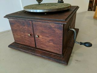 Vintage Antique Victor VV - IV Oak Phonograph Talking Machine Tabletop Victrola 2
