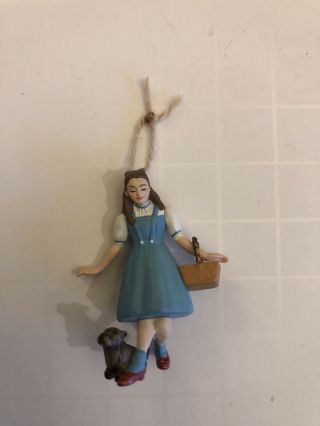 1997 Hallmark Keepsake Wizard Of Oz Mini Mini Ornament Dorothy & Toto