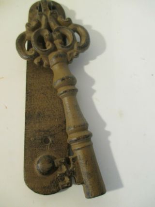 Vintage Cast Iron Heavy Duty Door Knocker Key