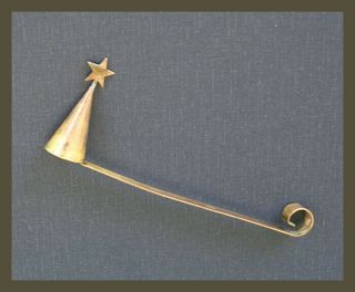 Vintage Brass Candle Snuffer With 5 - Point Star On Top
