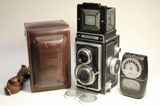Zeiss Ikon Ikoflex Tlr Vintage Medium Format Film Camera W 75mm F3.  5 Lens,  Case