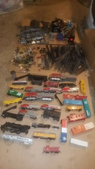 Large 35,  Lb Of Vintage Train Models,  Tracks,  Controllers.  Lionel.  Ect
