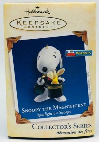 2005 Snoopy The Magnificent Hallmark Ornament Spotlight On Snoopy 8 3