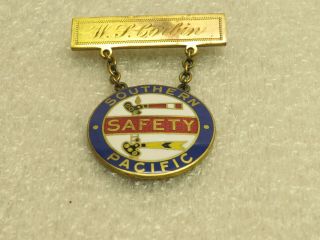 Vintage Southern Pacific Railroad Brass Safety Shirt Jacket Medallion Badge