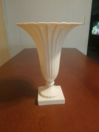 Vintage Lenox Cream Porcelain Trumpet Flower Vase 8.  75” Gold Stamp On Bottom