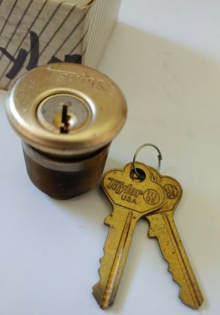 Taylor Brass Cylinder Lock W/2 Keys