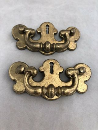 2 Antique Vintage Ornate Brass Batwing Keyhole Drawer Drop Bail Pull Handle 3784