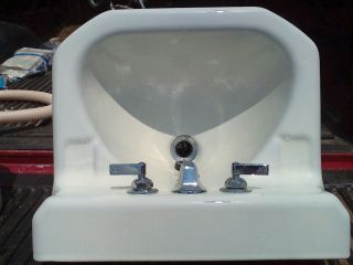 Antique/vintage Kohler White Cast Iron Bathroom Sink W/fixtures