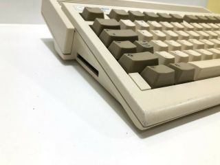 Commodore Amiga A600 Vintage Computer 3