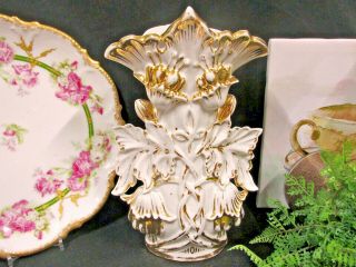 Antique Old Paris Porcelain Gilt Vase Victorian Rococo Floral Fan Vase Gold