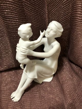 Vintage Kaiser W.  Germany Bisque Figurine 398 Mother And Child Bachmann