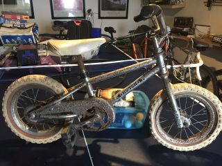 1980s ? 90s? Hutch Old School Vintage Bike Bmx Mini Pit Bike 12.  5” Wheels.
