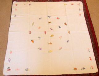 Vint.  Heavy Linen Tablecloth Hand Embroidered Scattered Flowers 50in Square