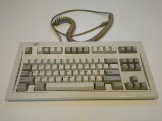 Vintage 1990 Ibm Model M Space Saver Keyboard 1391472 & Cable - - Does Not Work