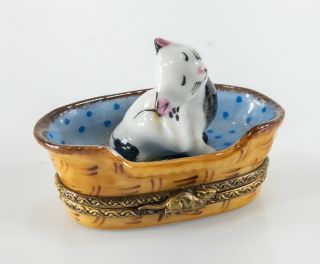 Antique Vintage French Limoges Porcelain Peint Main Pill Trinket Box Cat