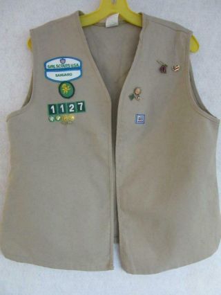 Vintage Girl Scouts Usa Sahuaro Tan Vest Large 1127 Pins Badges Pa