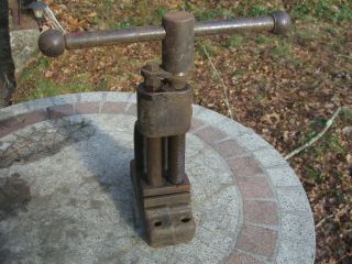 Vintage Toledo No.  0 Pipe Vise Well Diggers Vise 2