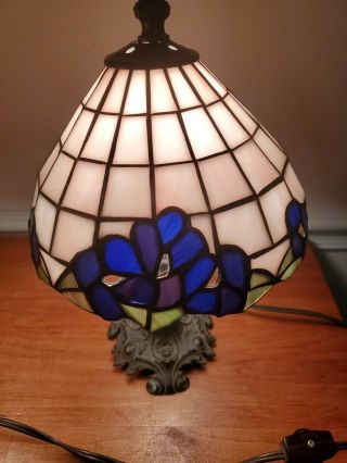 2 Vintage Tiffa - Mini Tiffany Style Stained Glass Lamp w/L&L WMC 1973 9320 3