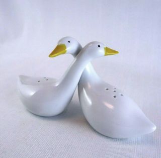 Vintage Salt And Pepper Shakers Set White Geese White Pair Avon