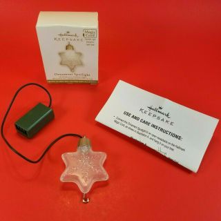 Hallmark Keepsake Ornament Spotlight Snowflake Magic Cord Mini Light Show Star