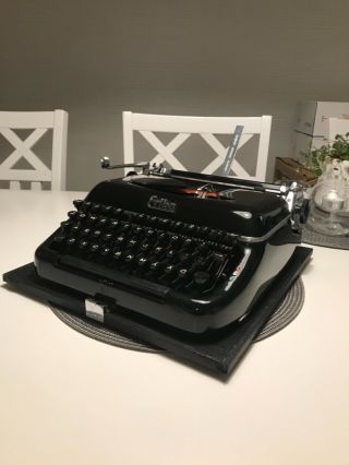 Vtg Antique Erika 10 Typewriter Schreibmaschine Máquina De Escrever