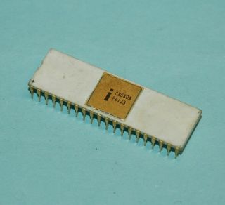 Intel 8080 Vintage Cpu White Ceramic Gold Legs - C8080a Date 7544
