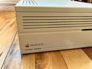 Vintage Apple Macintosh Mac Iici Computer M5780 8gb Sd