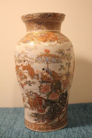 Antique 19th Century Japanese Satsuma Vase Meiji Period.  Hand Decorated.