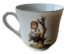 M.  J.  Hummel Tea Cup " Apple Tree Girl " Danbury Gobel Ars Made In Japan