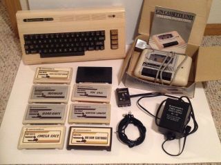 Vintage Commodore Vic - 20 Personal Computer & More (,)