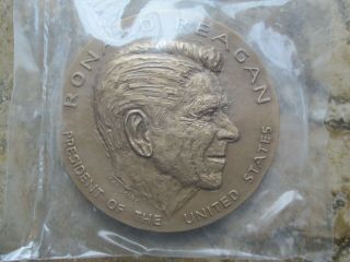 Ronald Reagan 1981 Inauguration Commemorative Bronze Coin - Excel