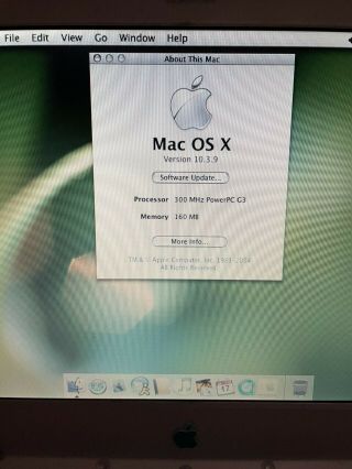 Apple Clamshell iBook M2453 12.  1 