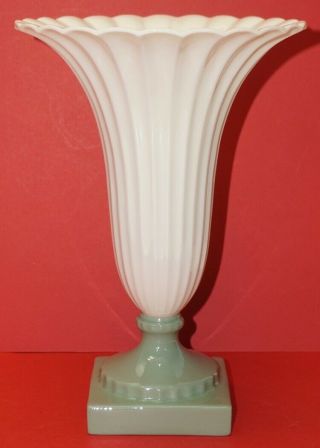 Vintage Lenox Cream Color W/green Base Fluted Trumpet Vase W/green Usa Backstamp