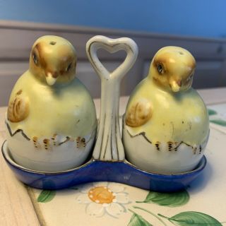 Vintage Salt & Pepper Shakers: Occupied Japan Hatching Chicks Chickens 3 Pce