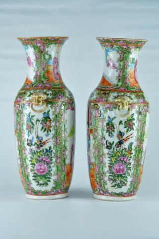 A 19thc Chinese Pair Famille Rose Medallion China Antique Vase