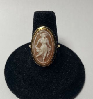 Vintage 18k 750 Yellow Gold Carved Siren Cameo Ring 2.  86 Grams