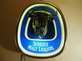 Vintage 1980 Schlitz Malt Liquor Bull 3d Lighted Bar Pub Beer Sign Red Eyes